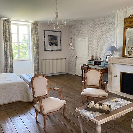 Logis De La Melissiere Bed & Breakfast Xaintray Екстериор снимка