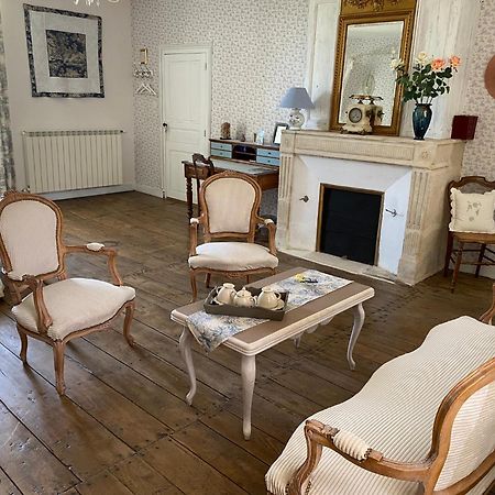 Logis De La Melissiere Bed & Breakfast Xaintray Екстериор снимка
